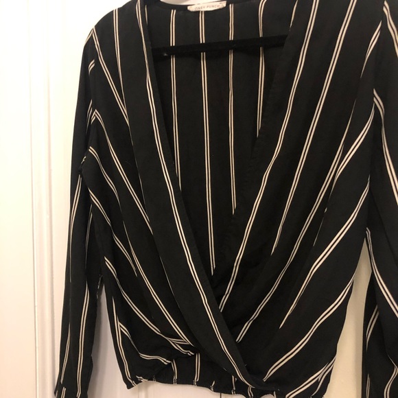 Honey Punch twist top - Picture 2 of 3